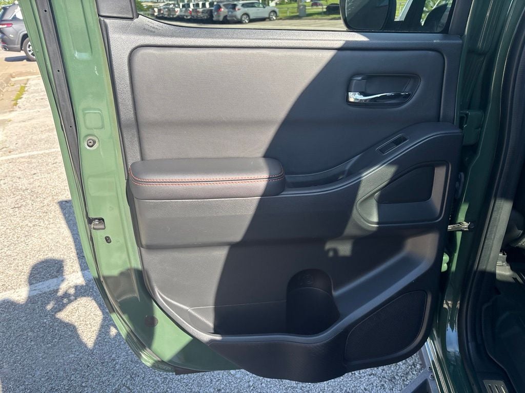 2023 Nissan Frontier Crew Cab PRO-4X 4x4