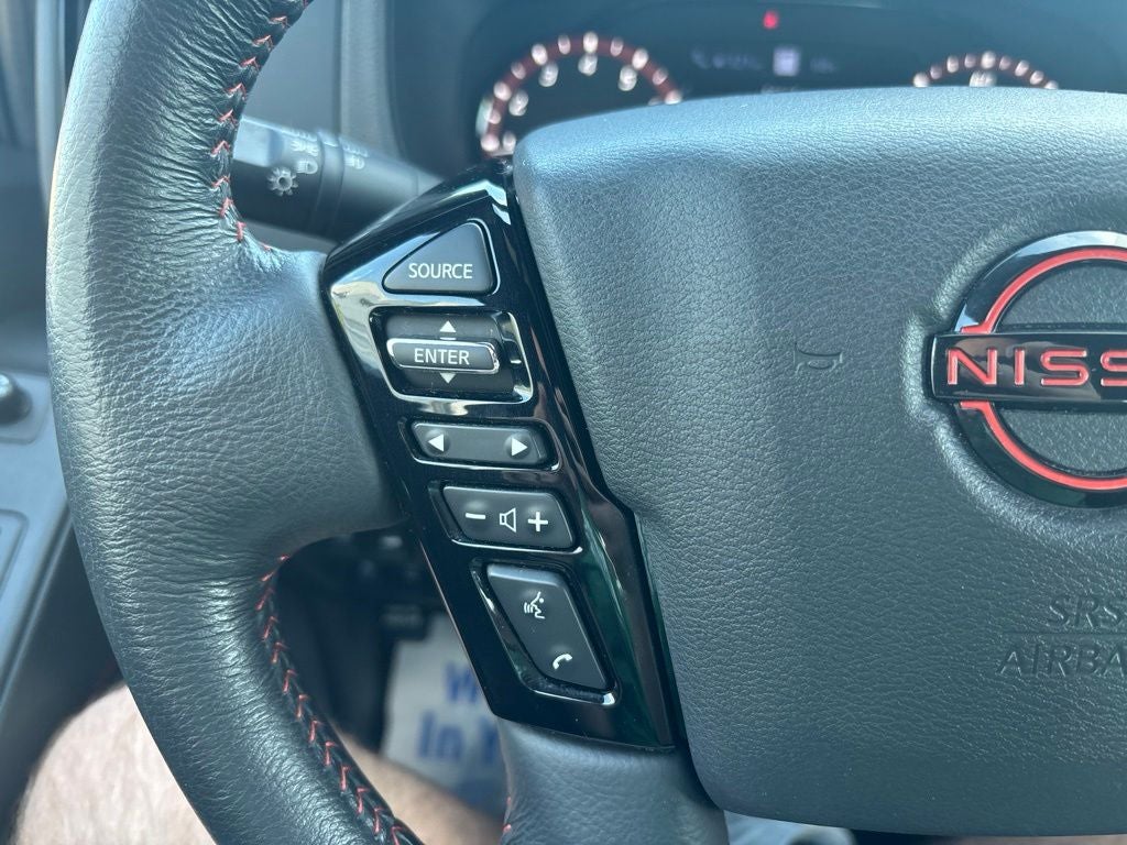 2023 Nissan Frontier Crew Cab PRO-4X 4x4