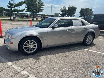 2005 Chrysler 300C Base