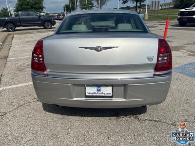 2005 Chrysler 300C Base