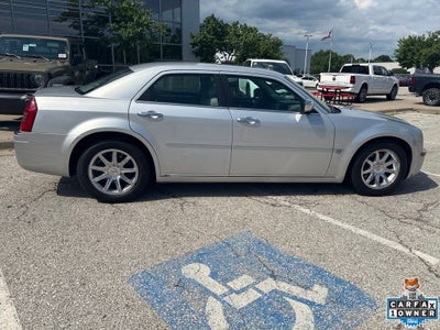 2005 Chrysler 300C Base
