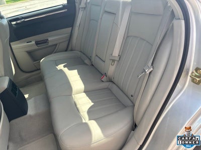 2005 Chrysler 300C Base