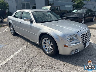 2005 Chrysler 300C Base