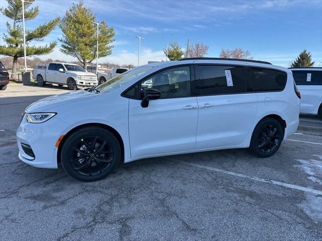 2026 Chrysler Pacifica PACIFICA SELECT