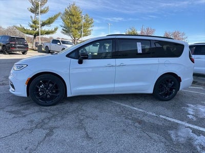 2026 Chrysler Pacifica PACIFICA SELECT