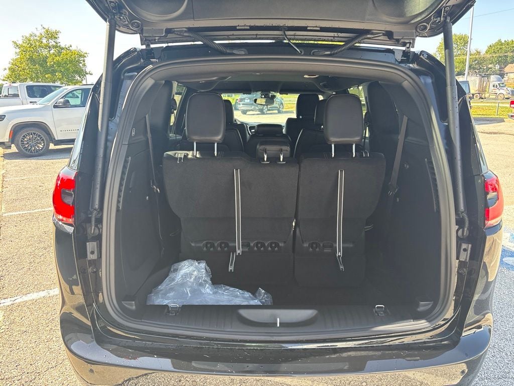 2027 Chrysler Pacifica PACIFICA SELECT
