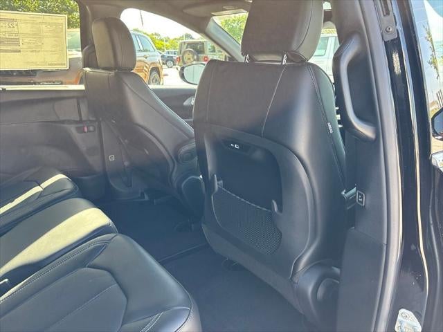 2027 Chrysler Pacifica PACIFICA SELECT