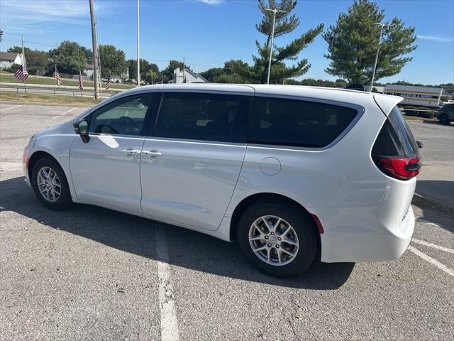 2026 Chrysler Pacifica PACIFICA SELECT