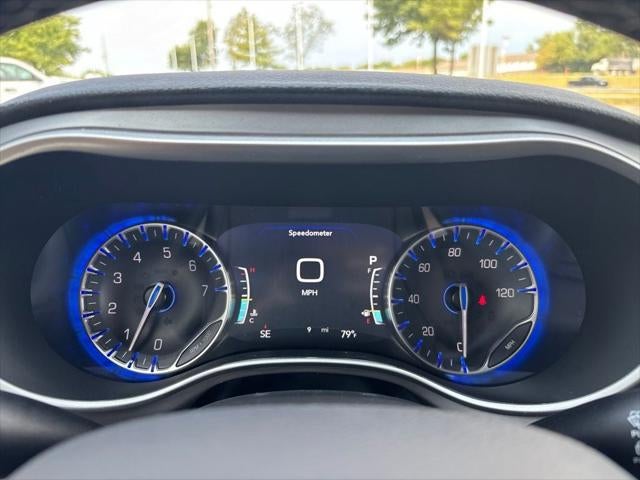 2027 Chrysler Pacifica PACIFICA SELECT