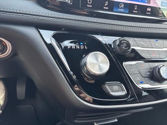 2027 Chrysler Pacifica PACIFICA SELECT