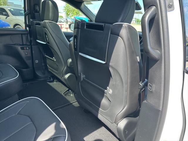 2025 Chrysler Pacifica PACIFICA LIMITED