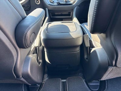 2027 Chrysler Pacifica PACIFICA LIMITED