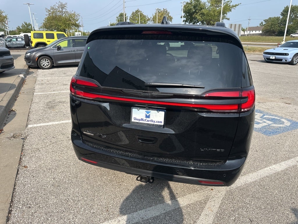 2026 Chrysler Pacifica Limited
