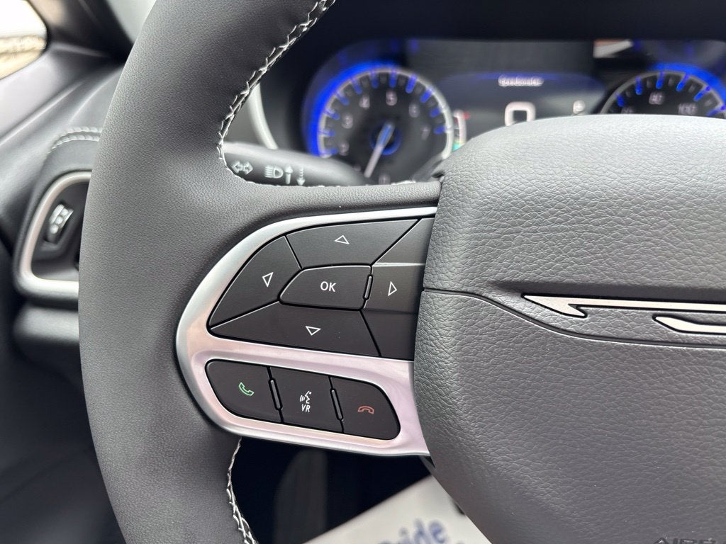 2027 Chrysler Pacifica Limited