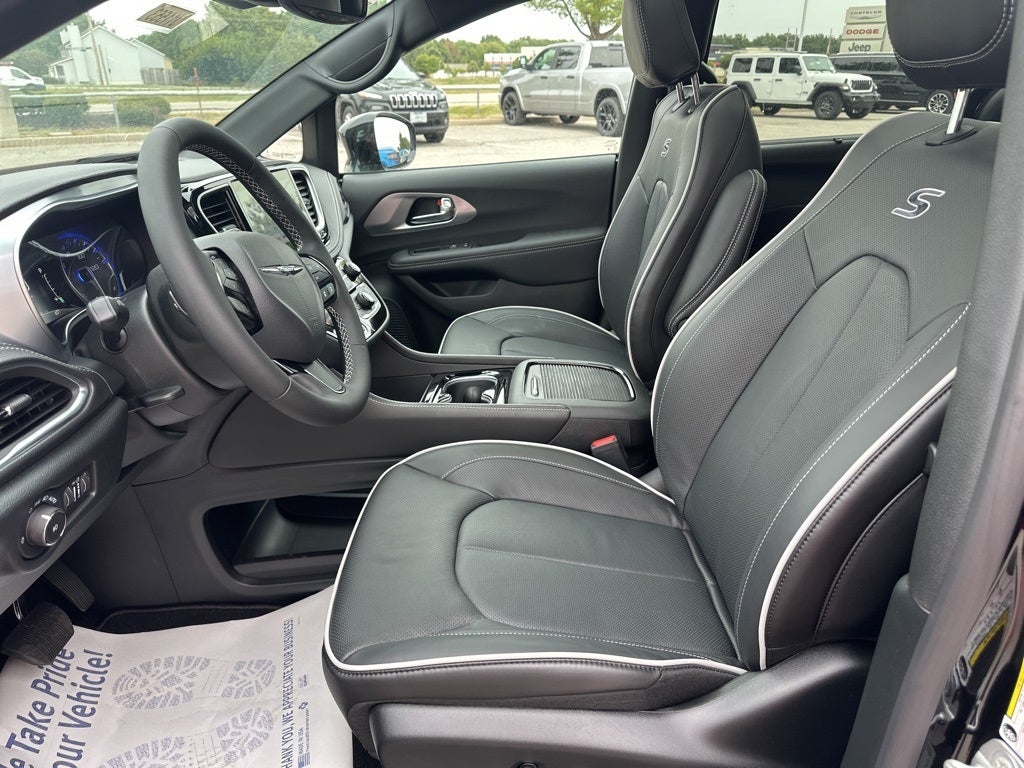 2026 Chrysler Pacifica Limited