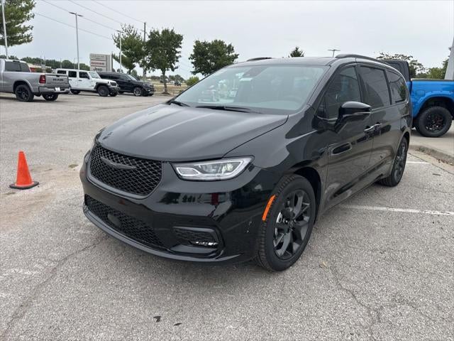 2026 Chrysler Pacifica PACIFICA LIMITED