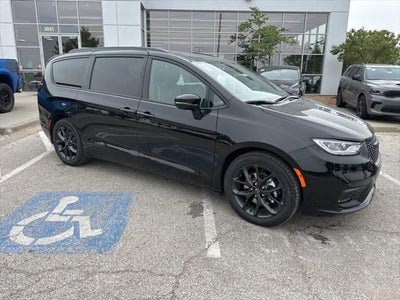 2026 Chrysler Pacifica PACIFICA LIMITED