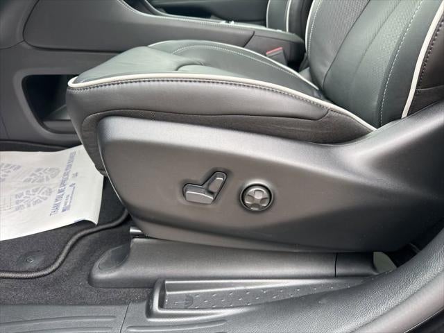 2026 Chrysler Pacifica PACIFICA LIMITED