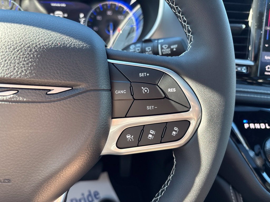 2027 Chrysler Pacifica PACIFICA LIMITED
