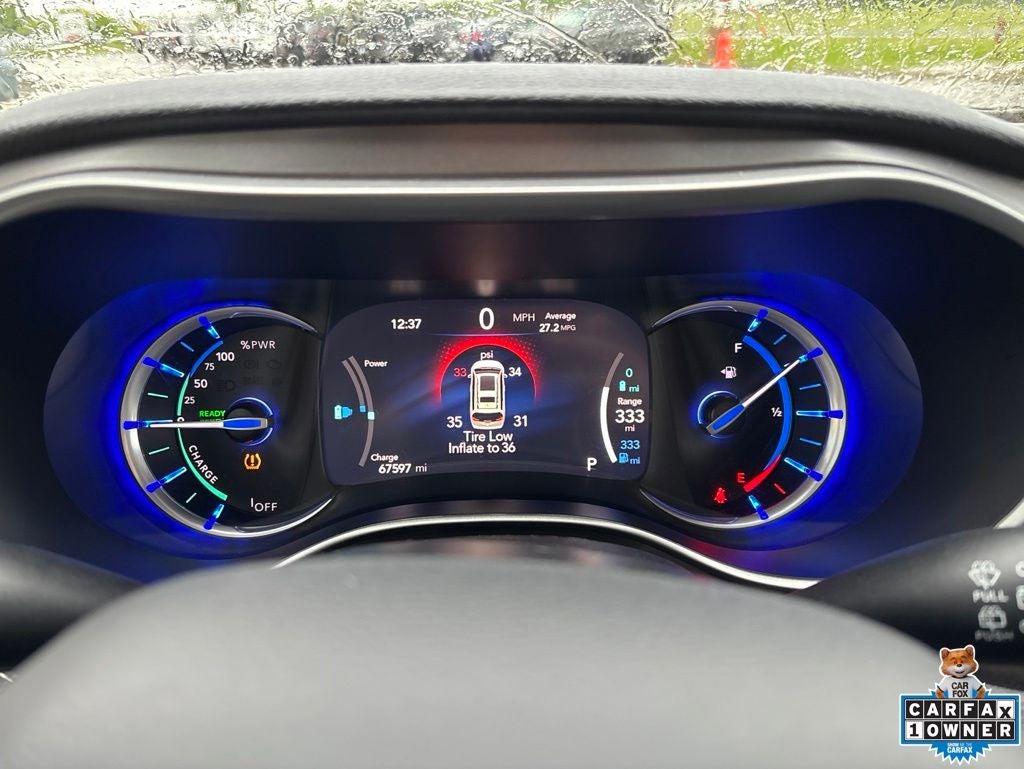 2023 Chrysler Pacifica Hybrid Touring L