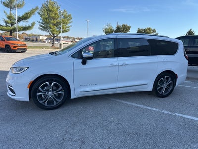 2026 Chrysler Pacifica Pinnacle