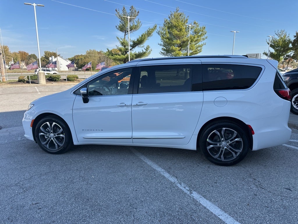 2026 Chrysler Pacifica Pinnacle