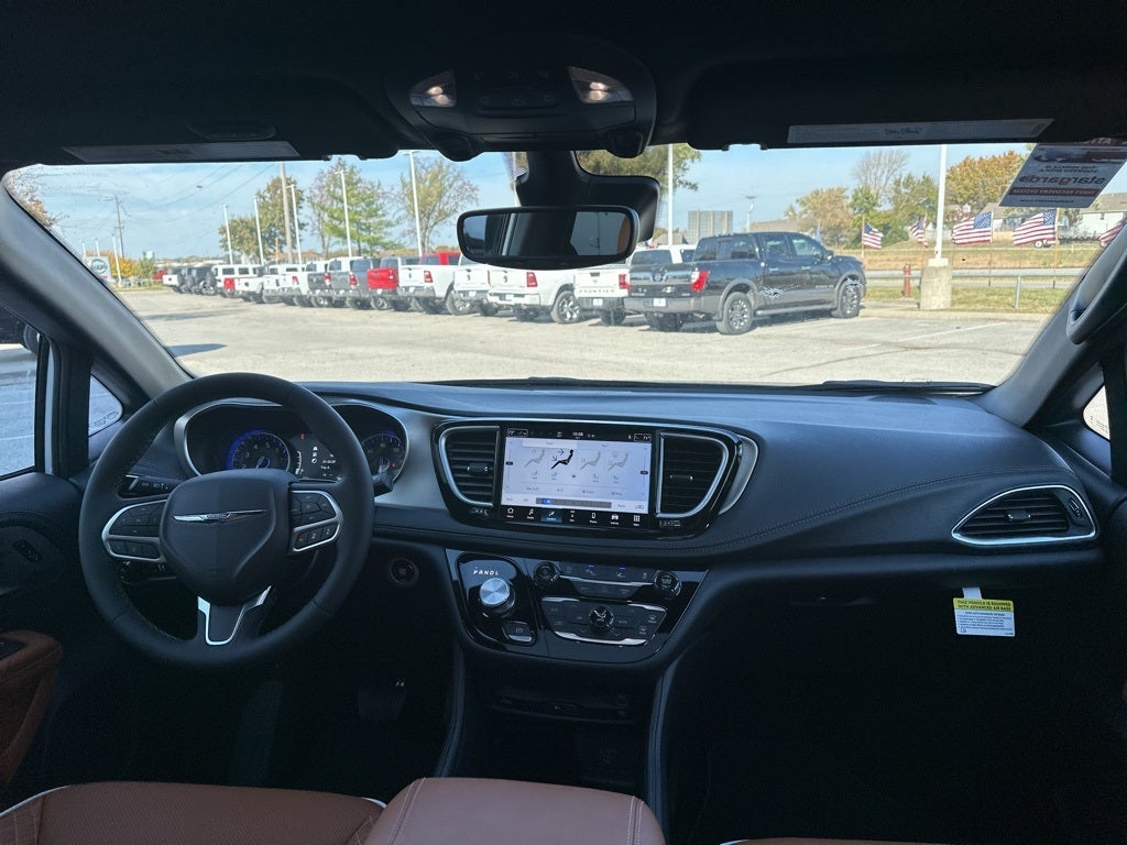 2026 Chrysler Pacifica Pinnacle