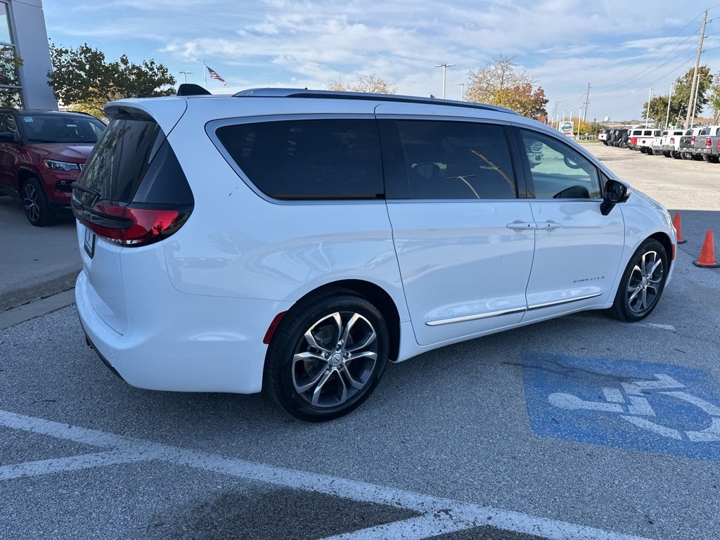 2026 Chrysler Pacifica Pinnacle