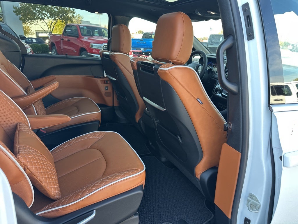 2026 Chrysler Pacifica Pinnacle