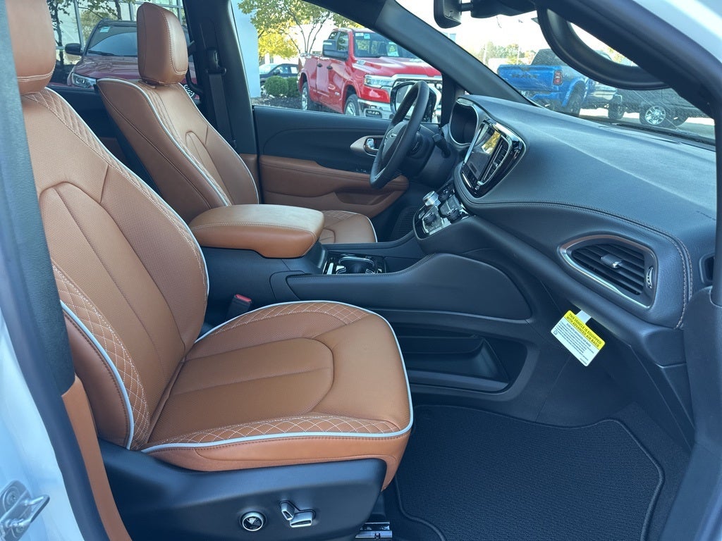2026 Chrysler Pacifica Pinnacle
