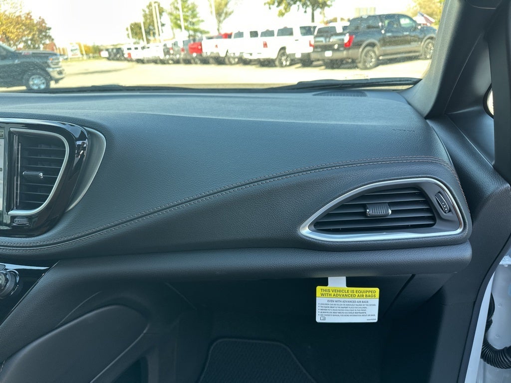 2026 Chrysler Pacifica Pinnacle