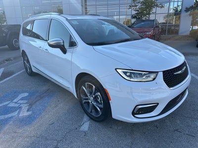 2026 Chrysler Pacifica Pinnacle