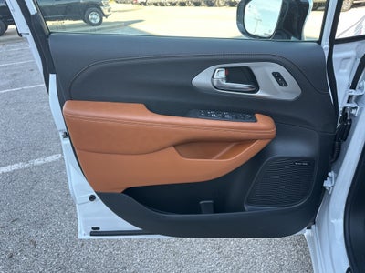 2026 Chrysler Pacifica Pinnacle