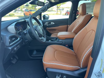 2026 Chrysler Pacifica Pinnacle