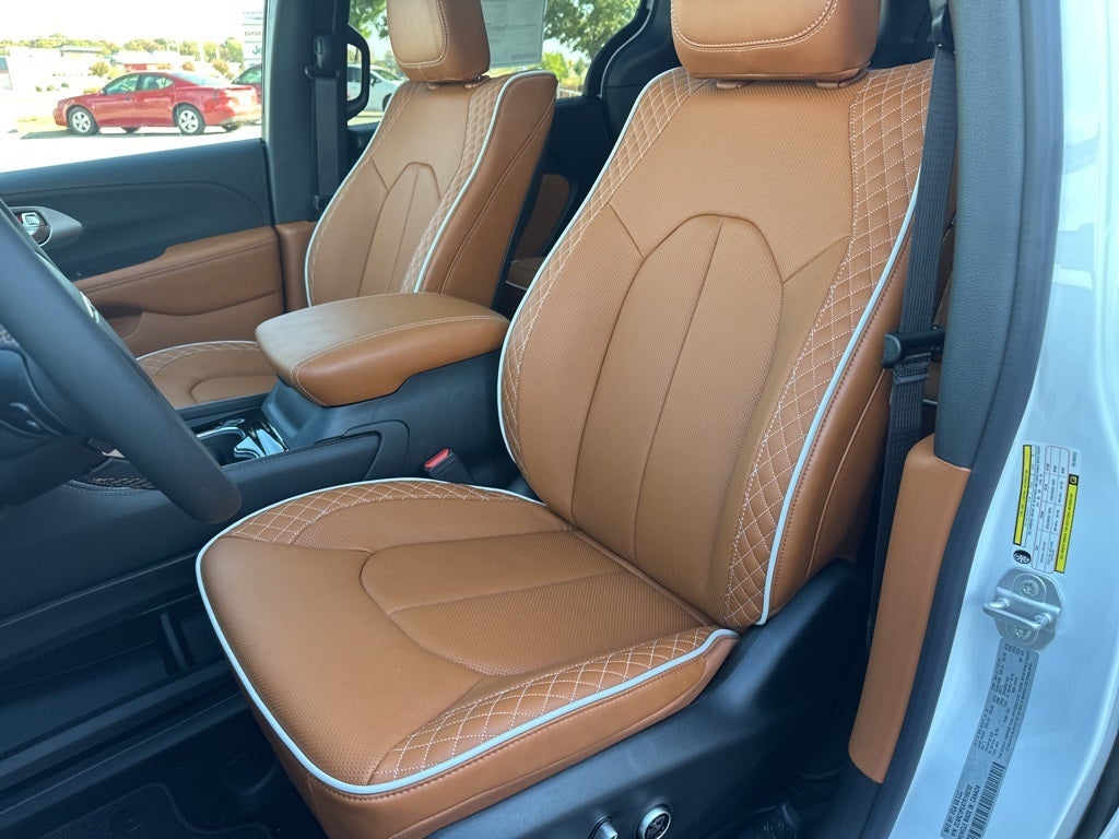 2026 Chrysler Pacifica Pinnacle