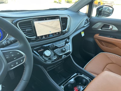 2026 Chrysler Pacifica Pinnacle