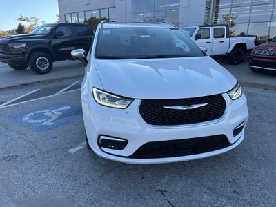 2026 Chrysler Pacifica Pinnacle