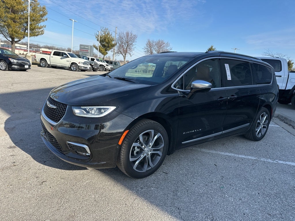 2026 Chrysler Pacifica Pinnacle