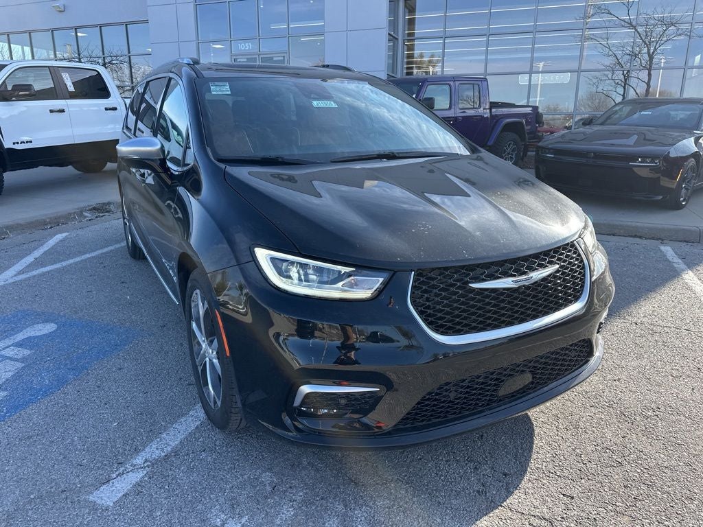 2026 Chrysler Pacifica Pinnacle