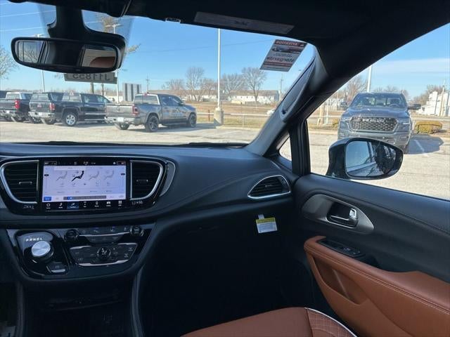 2026 Chrysler Pacifica PACIFICA PINNACLE