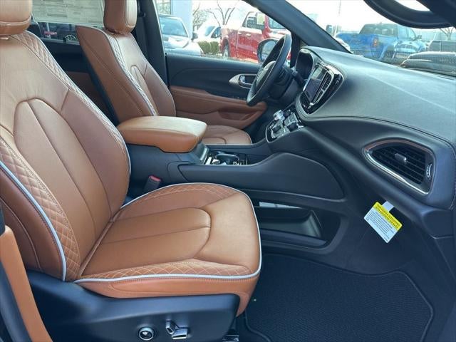 2026 Chrysler Pacifica PACIFICA PINNACLE