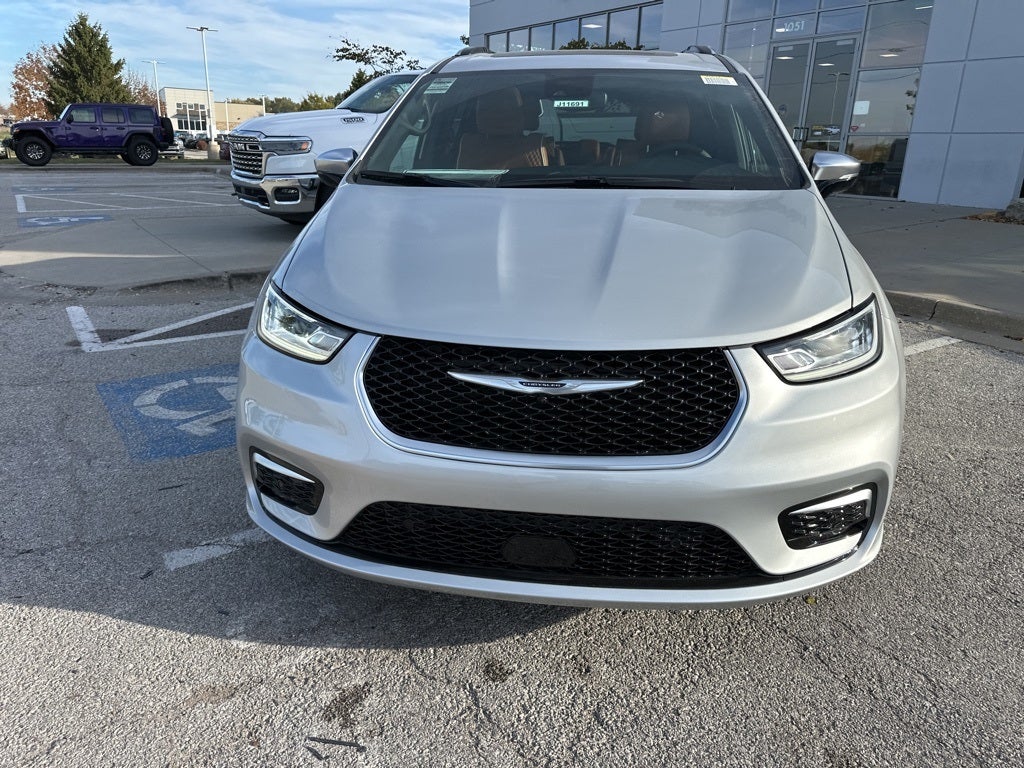 2026 Chrysler Pacifica Pinnacle