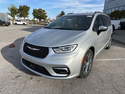 2026 Chrysler Pacifica Pinnacle