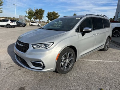 2026 Chrysler Pacifica Pinnacle