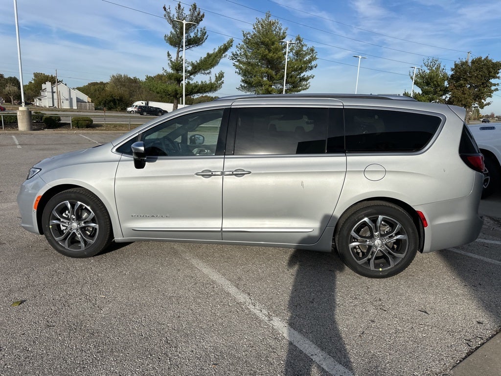 2026 Chrysler Pacifica Pinnacle