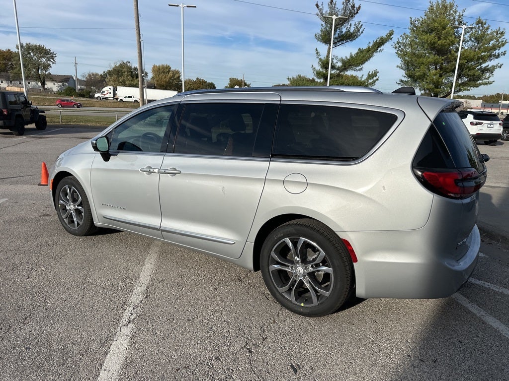 2026 Chrysler Pacifica Pinnacle