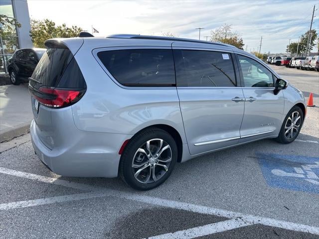 2026 Chrysler Pacifica PACIFICA PINNACLE