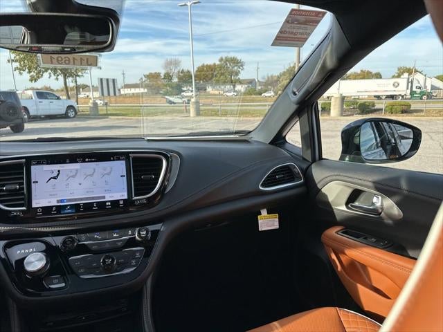 2026 Chrysler Pacifica PACIFICA PINNACLE