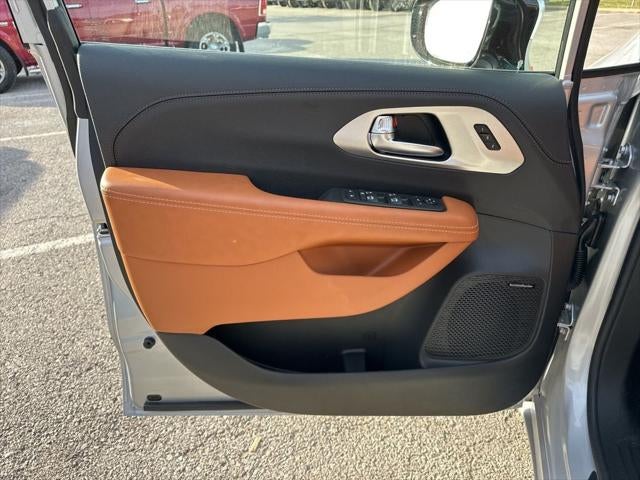 2026 Chrysler Pacifica PACIFICA PINNACLE