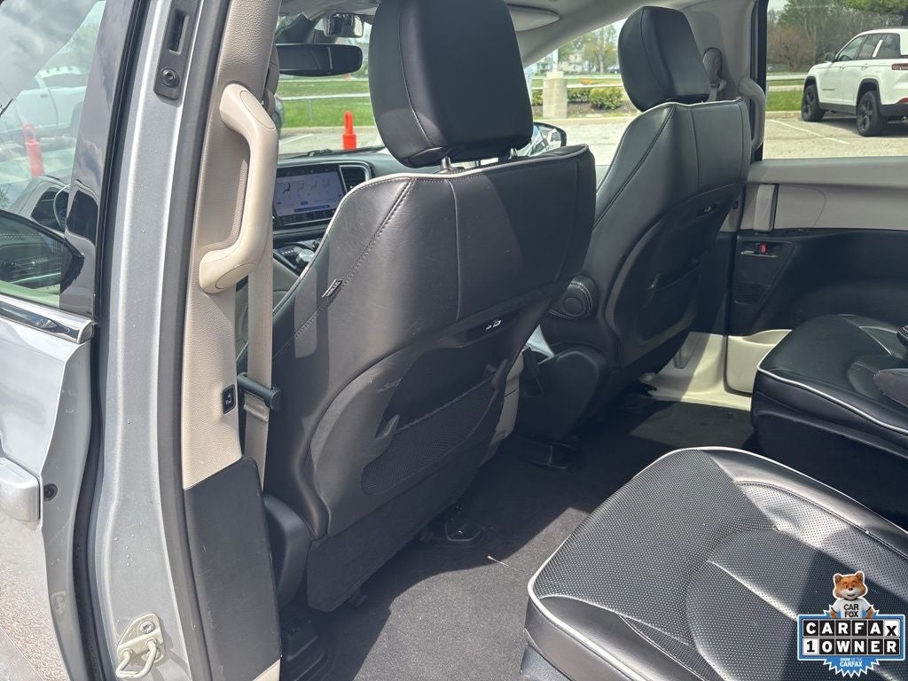 2023 Chrysler Pacifica Hybrid Limited